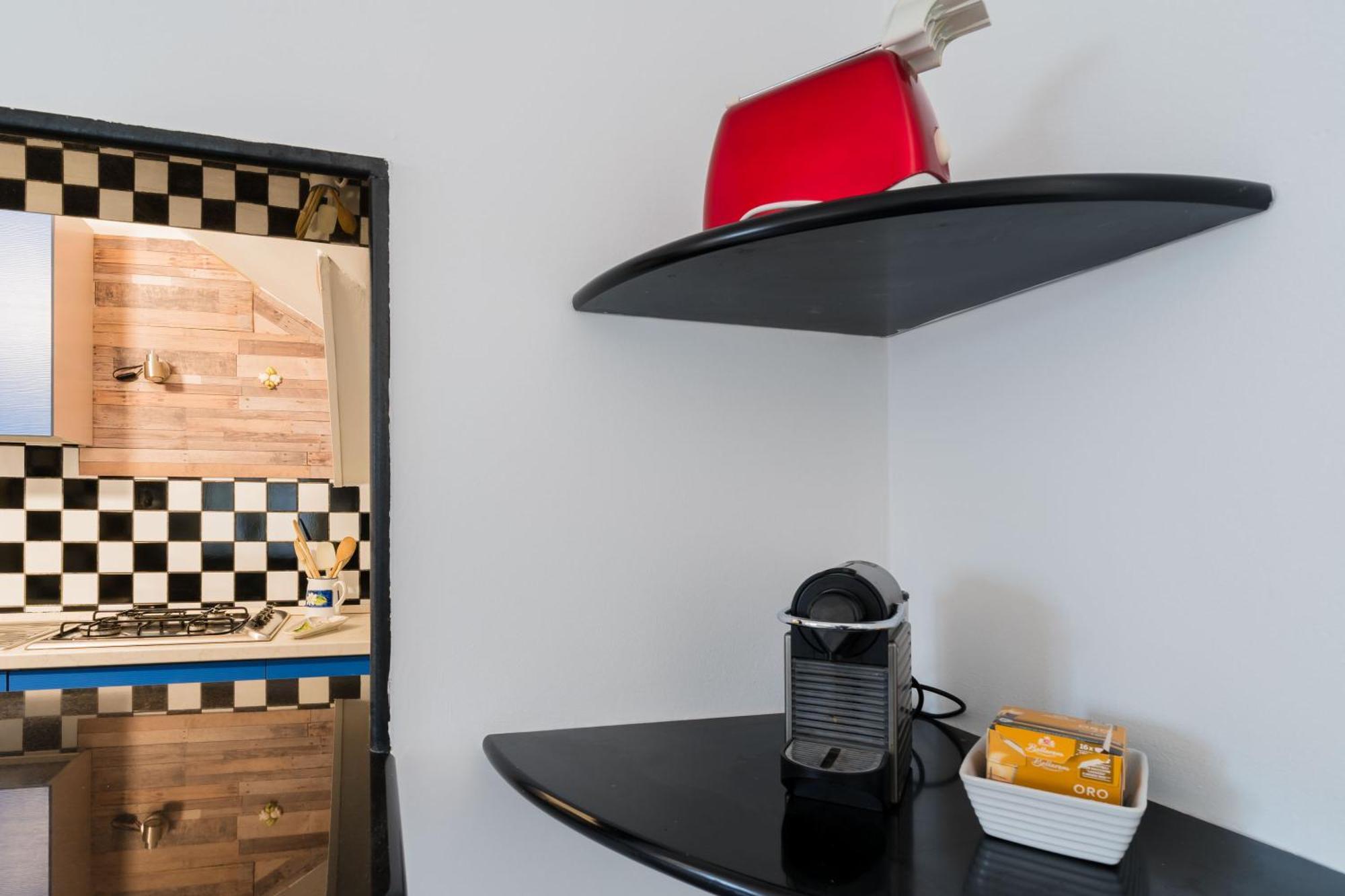 Intera Casa Ad Uso Esclusivo Con 3 Camere 2 Bagni Giardino Wifi Parcheggio Lavatrice Microonde Barbecue Macchina Caffe Tuglie Bagian luar foto